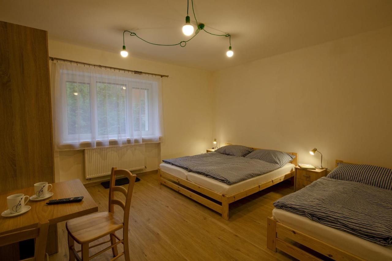 Apartman Zacler Exterior photo