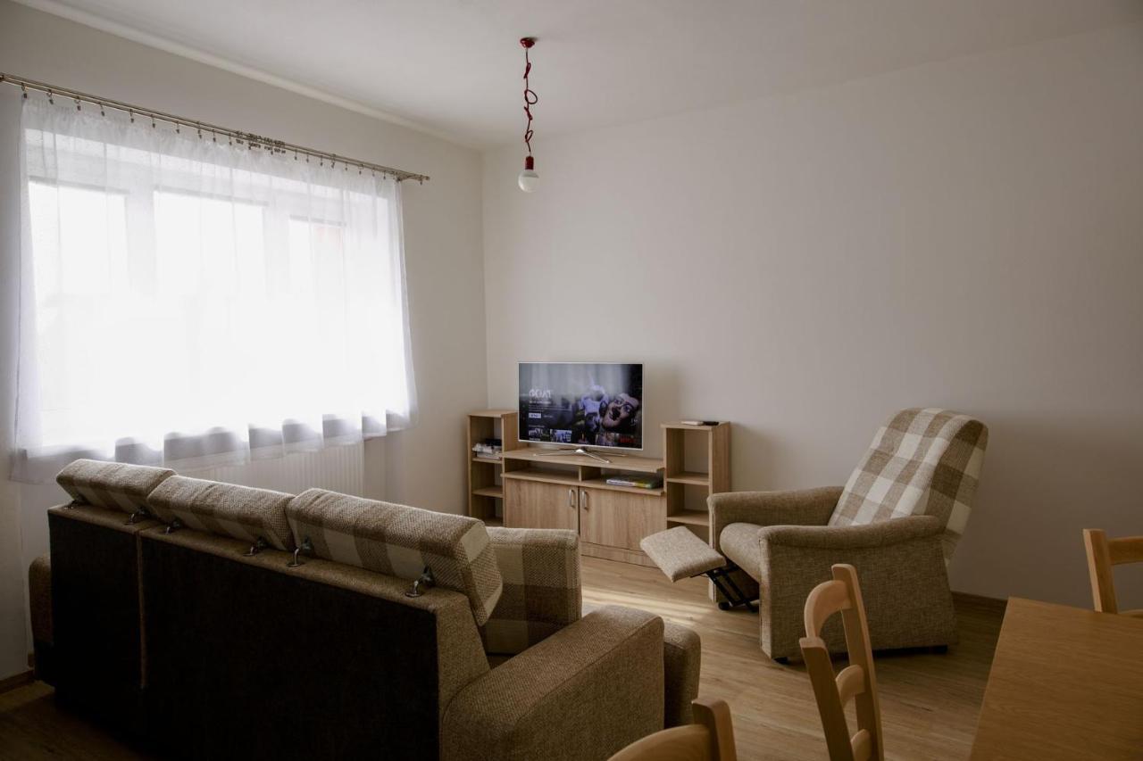 Apartman Zacler Exterior photo
